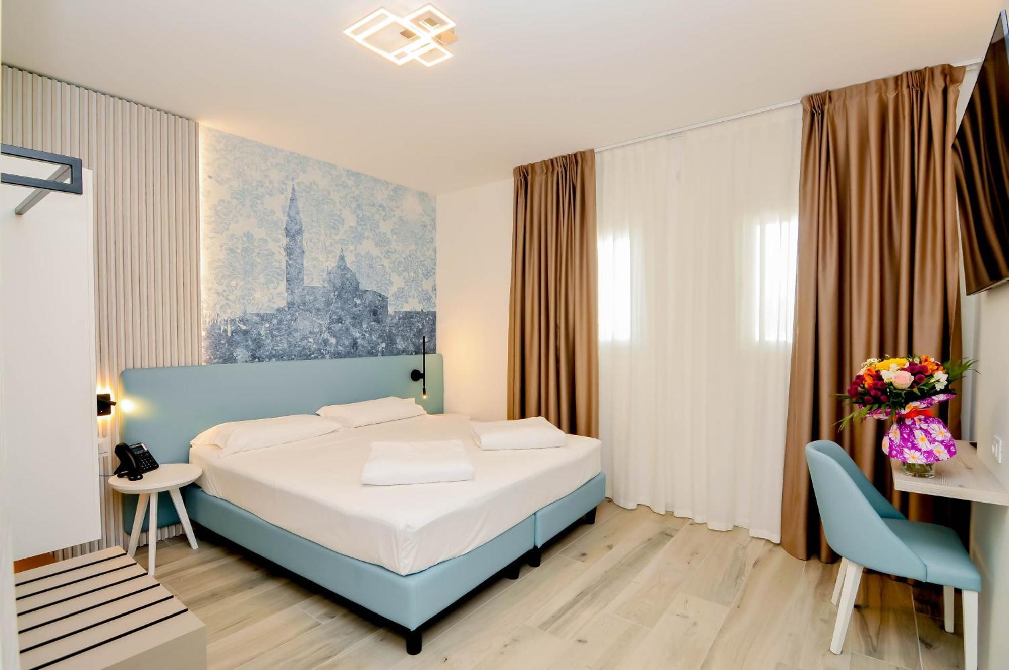 Marina Suites & Apartments 4 Stelle S Каорле Экстерьер фото